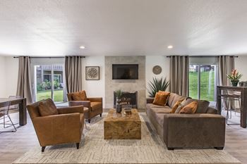 Arlo on 10th | resident clubhouse
